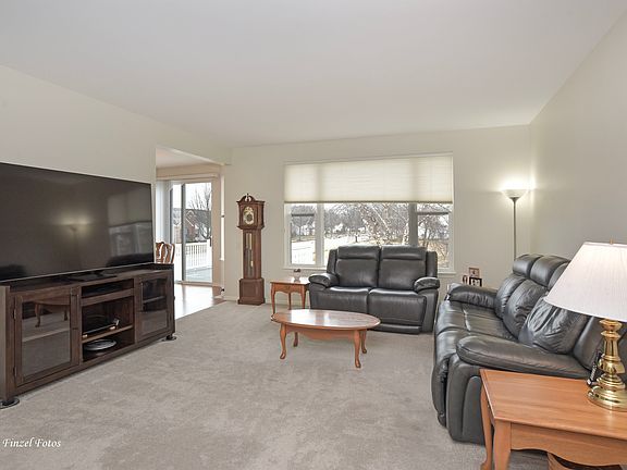 2nd image of 12597 Oak Grove Dr