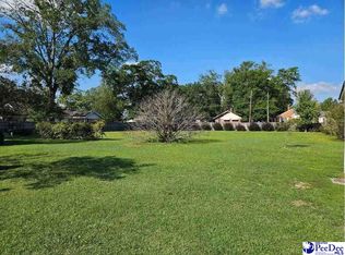 1006 E Harrison St, Dillon, SC 29536