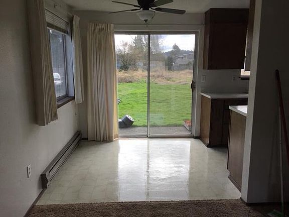 2nd image of 1212 W Main
