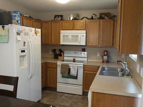 5th image of 1825 28th Ave