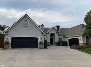 1694 N Homsy Ave, Clovis, CA 93619