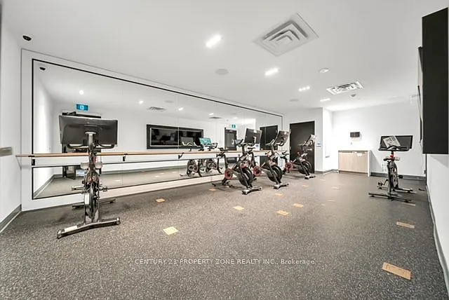 5 Wellington St S #1612 — Photo 27