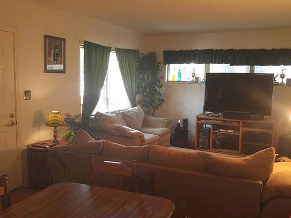 3rd image of 715 63rd Ave S