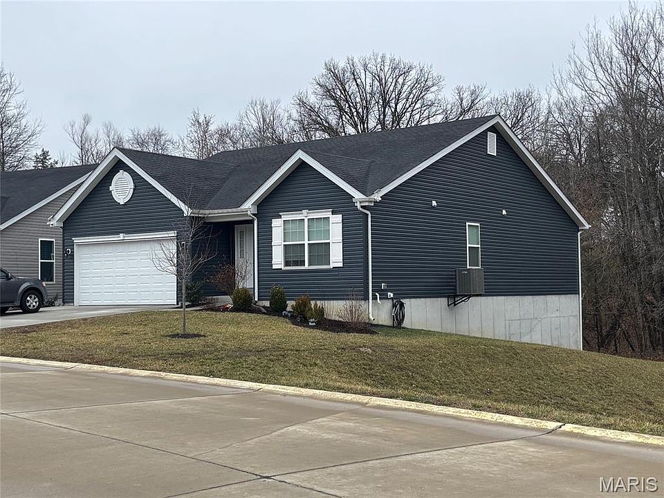 1st image of 5910 Creek Side Pl