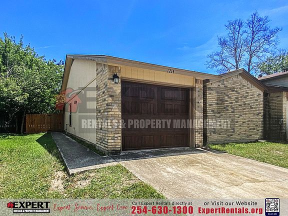 3rd image of 1214 Royal Crest Dr