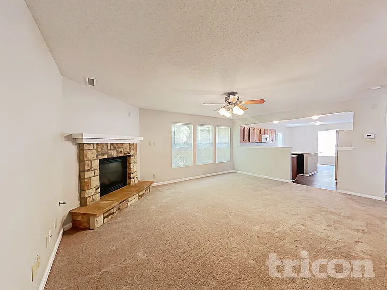 7921 Crackling Ln — Photo 2