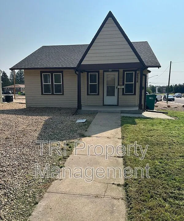 2238 9th Ave