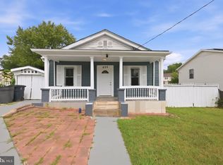 805 Eastern Ave, Capitol Heights, MD 20743