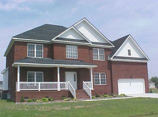 171 Riversedge Dr, Moyock, NC 27958