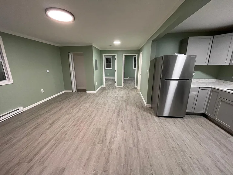 139 Winslow St #5 — Photo 10