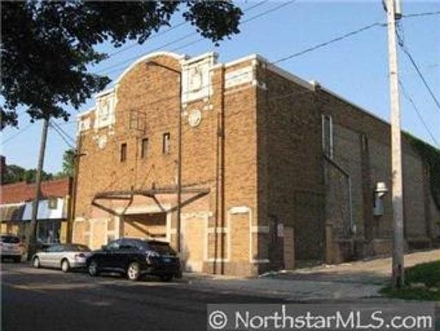 1st image of 627 Smith Ave S