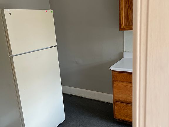 5th image of 5 E Mitchell Ave #4