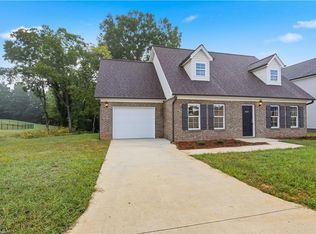 1607 N Cleveland Ave, Winston Salem, NC 27105