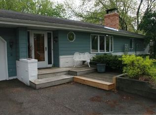 16236 Tonka Ln, Minnetonka, MN 55345