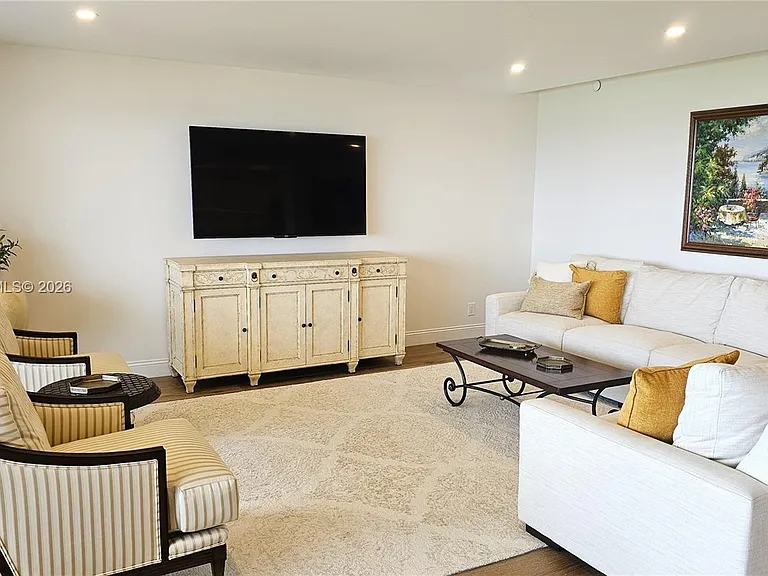 4001 N Ocean Blvd #702 — Photo 6