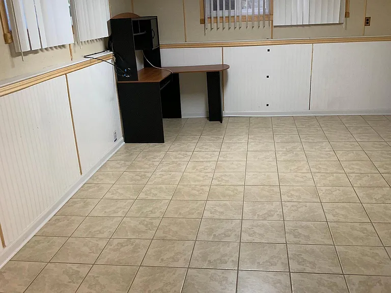 31 Meadow Rd — Photo 11