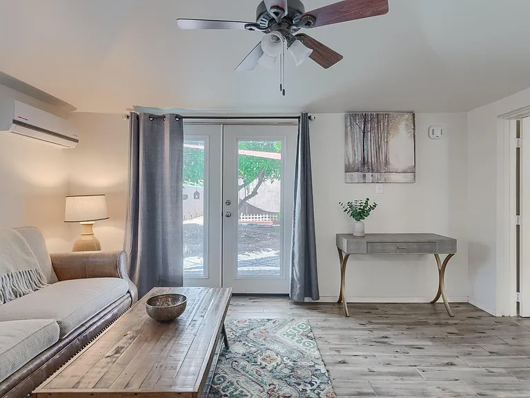 2-2626 E Hedrick Dr #2 — Photo 5