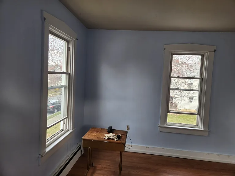 1952 New St #2 — Photo 3