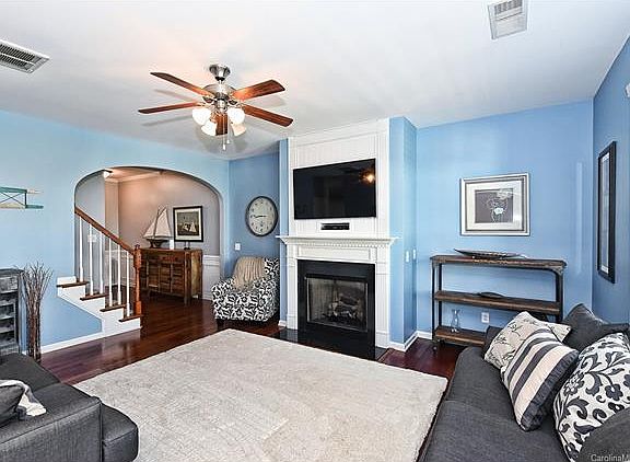 4th image of 113 Misty Knoll Ln
