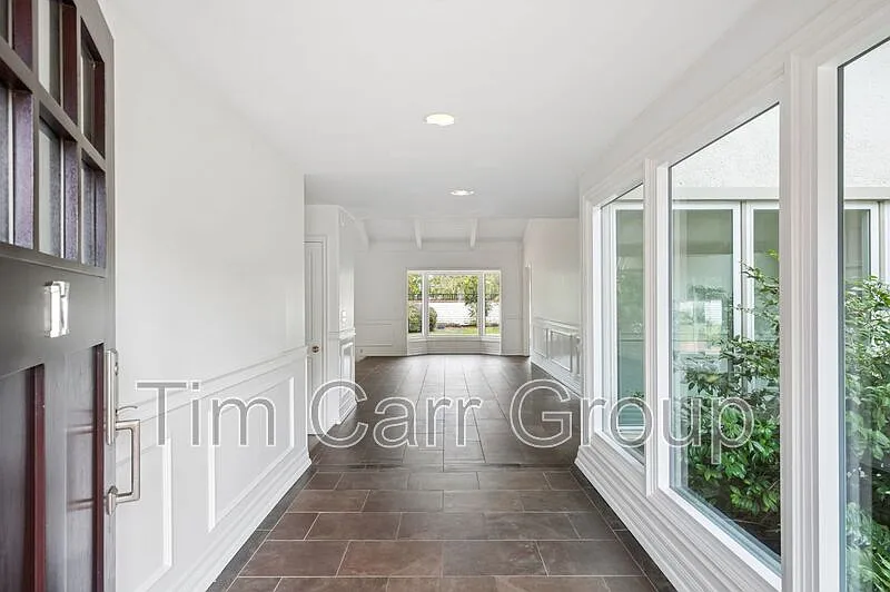 5 bed, 3.0 bath, 3814 sqft, $14,995 — Photo 3