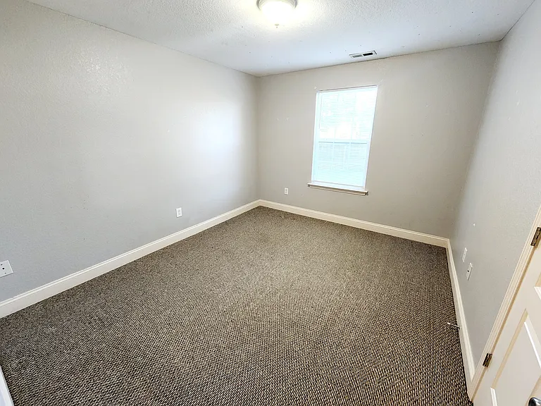 7135 Hurst Ln — Photo 7