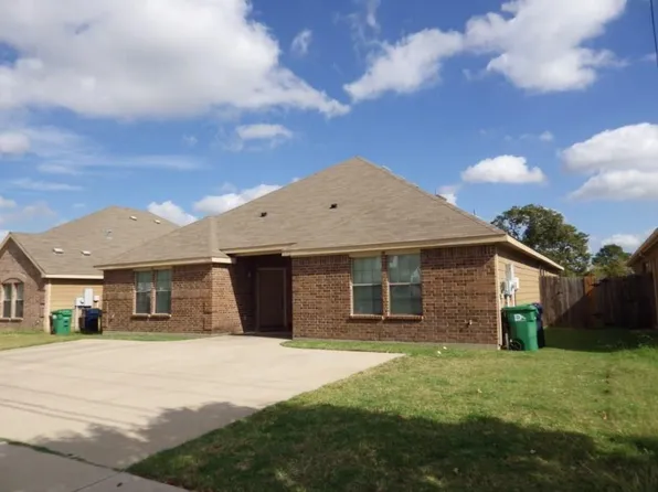 1212 Mulkey Ln, Denton, TX 76209