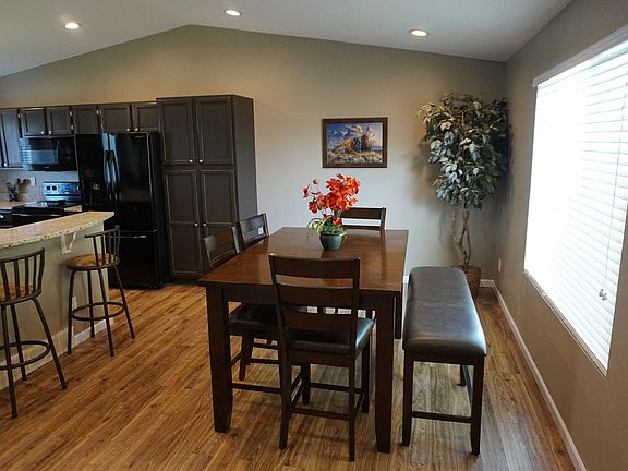 3rd image of 107 N 43rd Avenue Ct