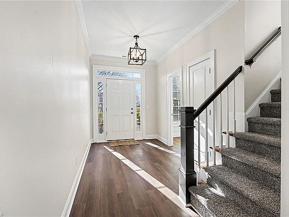 3rd image of 5409 Ridingate Ct