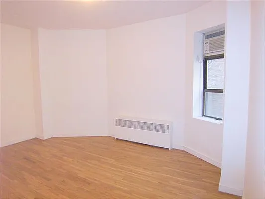 Rented by Maz Group NY | media 11