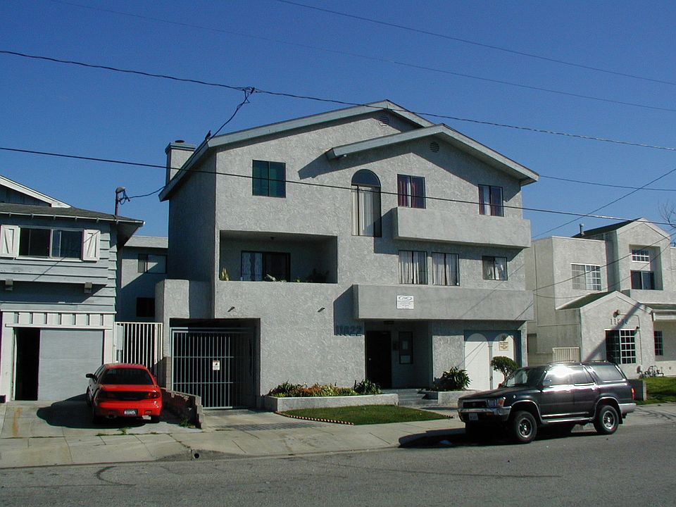 1st image of 11822 Acacia Ave APT 5