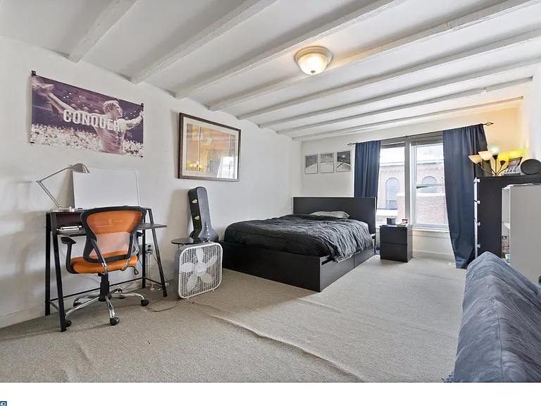 716 N 3rd St #3R — Photo 8