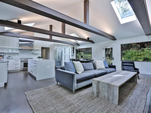 176 Los Trancos Cir, Portola Valley, CA 94028