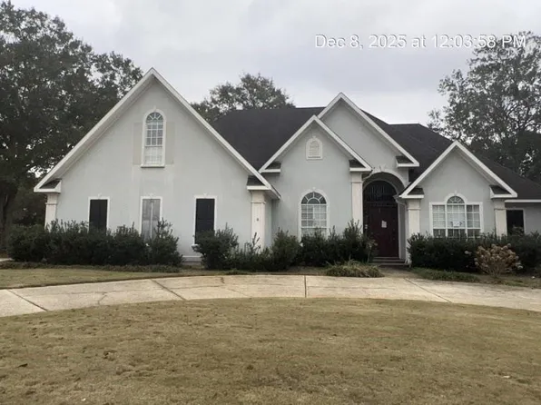 1145 Dominion Dr E, Mobile, AL 36695