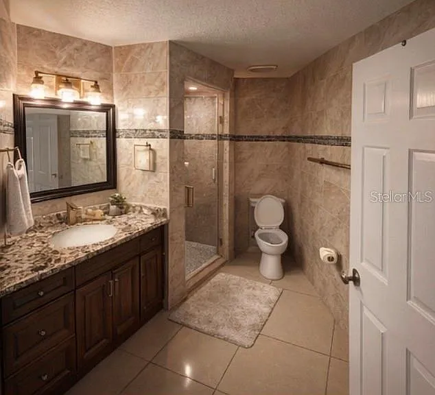 1305 E Louise Ave — Photo 4