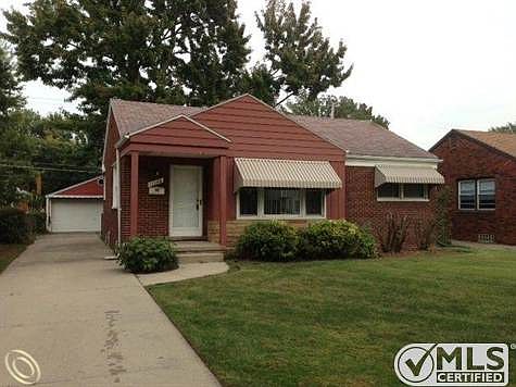 3 Bedroom Ranch / 2 Car Garage