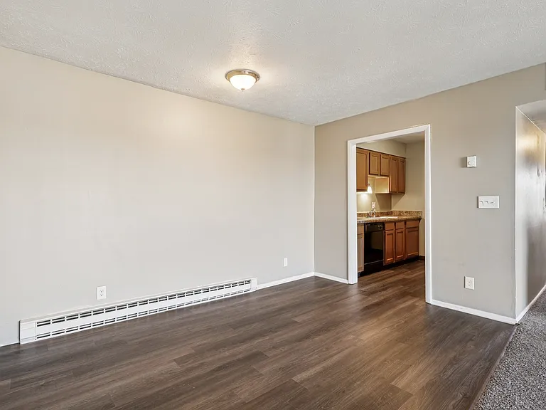 Oakwood Apartments — Photo 14