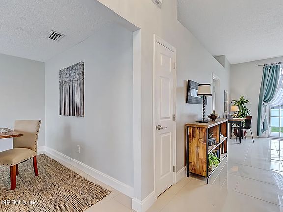 4th image of 7515 Fawn Lake Dr N