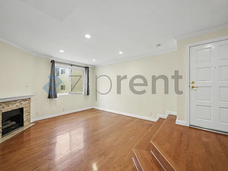 528 E San Jose Ave #110 — Photo 9