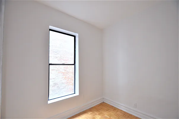 Rented by CITY SKYLINE REALTY INC | media 15