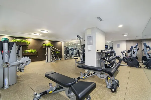 Rented by Greystar | media 14