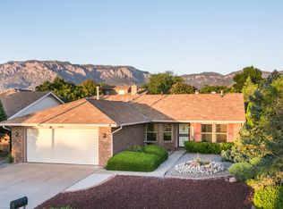 5216 Westwind St NE, Albuquerque, NM 87111