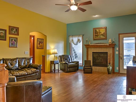 4th image of 9304 S 170th St