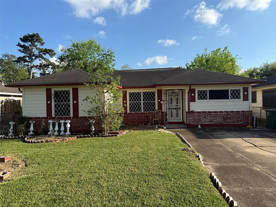 1st image of 8622 Othello St