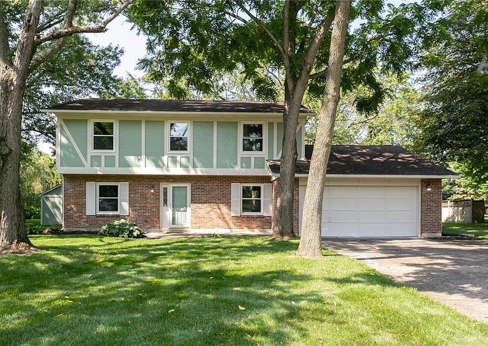 1st image of 2230 Woodstock Ct