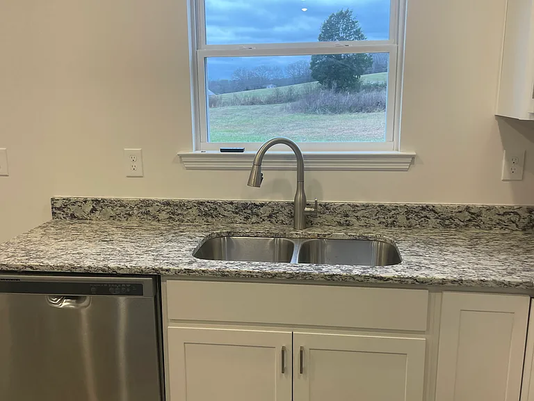 1679 Welcome Valley Rd — Photo 8