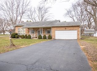 2380 W Ash Ave, Decatur, IL 62526