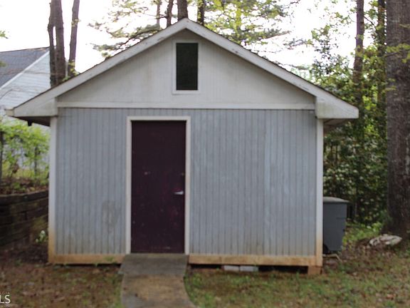 2nd image of 1866 Suwanee Ln #22
