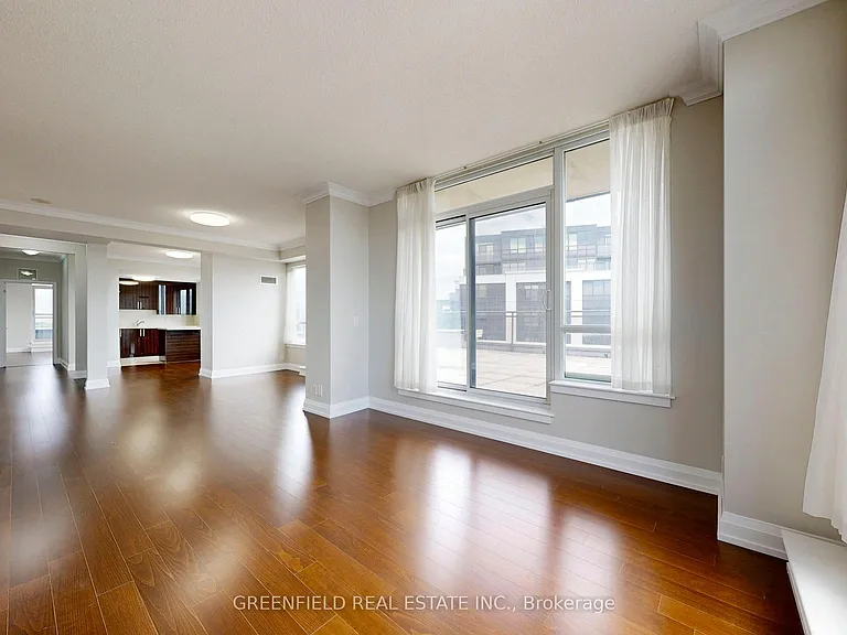 55 De Boers Dr #LPH03 — Photo 9