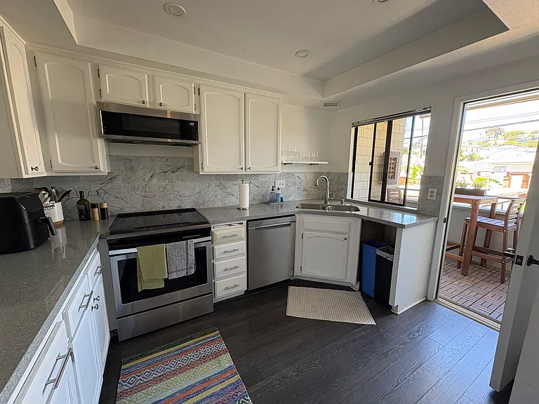 1660 Chalcedony St #K — Photo 6