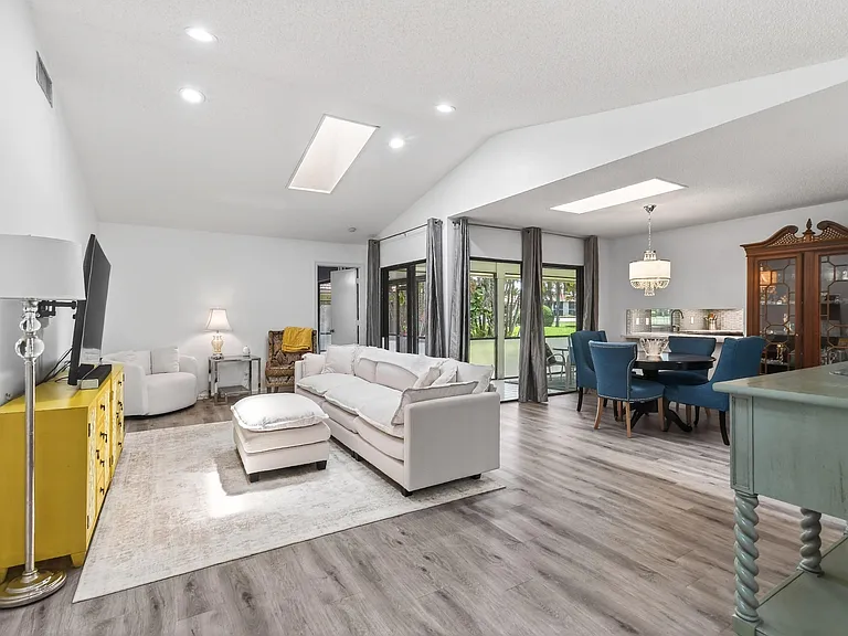 13289 Touchstone Place Palm — Photo 11